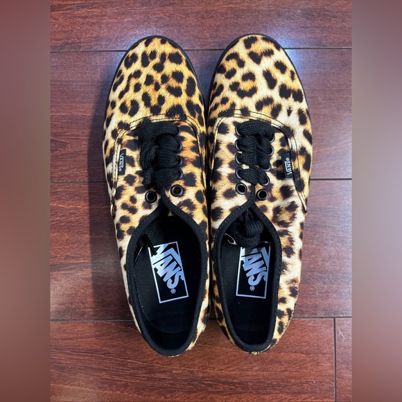 Womens 8 Vans Authentic Low Pro Leopard Print Low Top Shoe Sneaker New HALF BOX - Picture 3 of 16